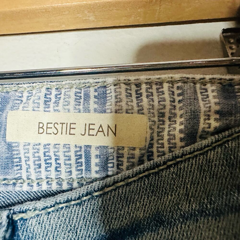 Vintage American Blues Women’s Light Wash Distressed Denim Straight Jeans Size 6 - Picture 3 of 12